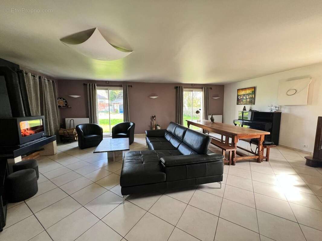 Photo 4 - Maison à VILLERS-COTTERETS