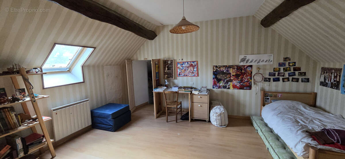 Maison à CUNCY-LES-VARZY