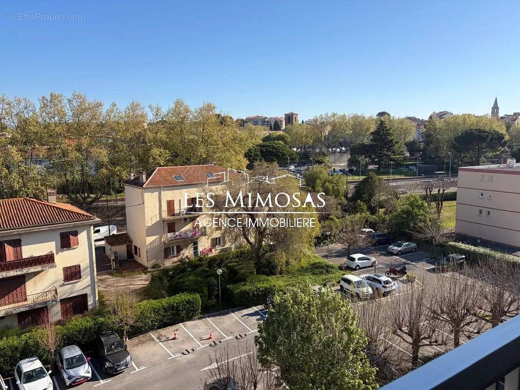 Appartement à FREJUS