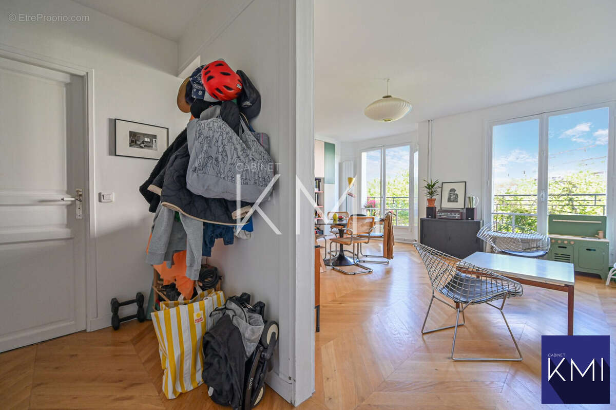 Appartement à PARIS-19E