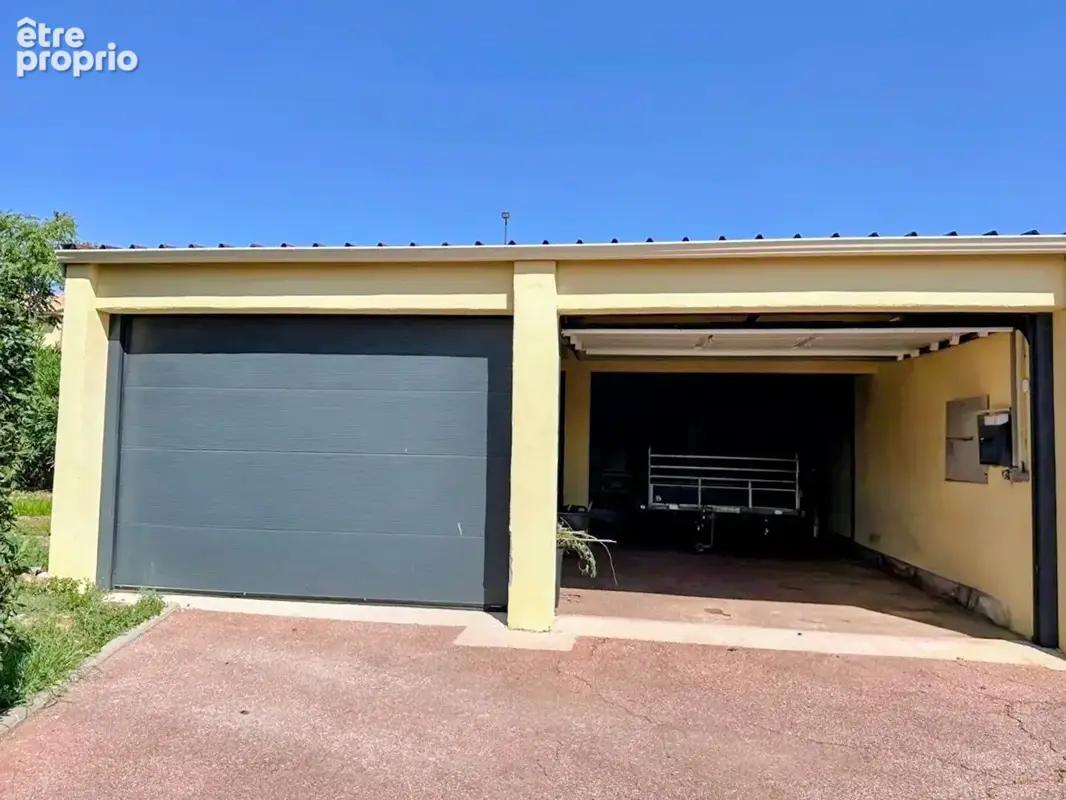 Maison 4 faces sur terrain de 3394 m2 (constructible) avec piscine - photo 17