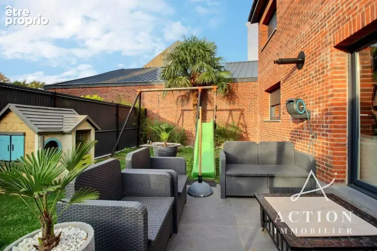 Maison contemporaine de 2015 - 96 m² - 3 chambres - jardin - garage - parking - photo 11
