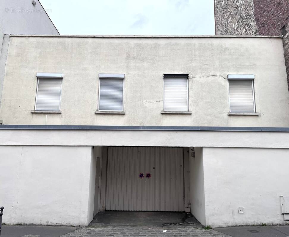 Autre à ASNIERES-SUR-SEINE