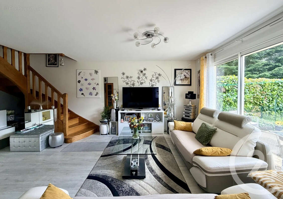 Appartement à THORIGNY-SUR-MARNE