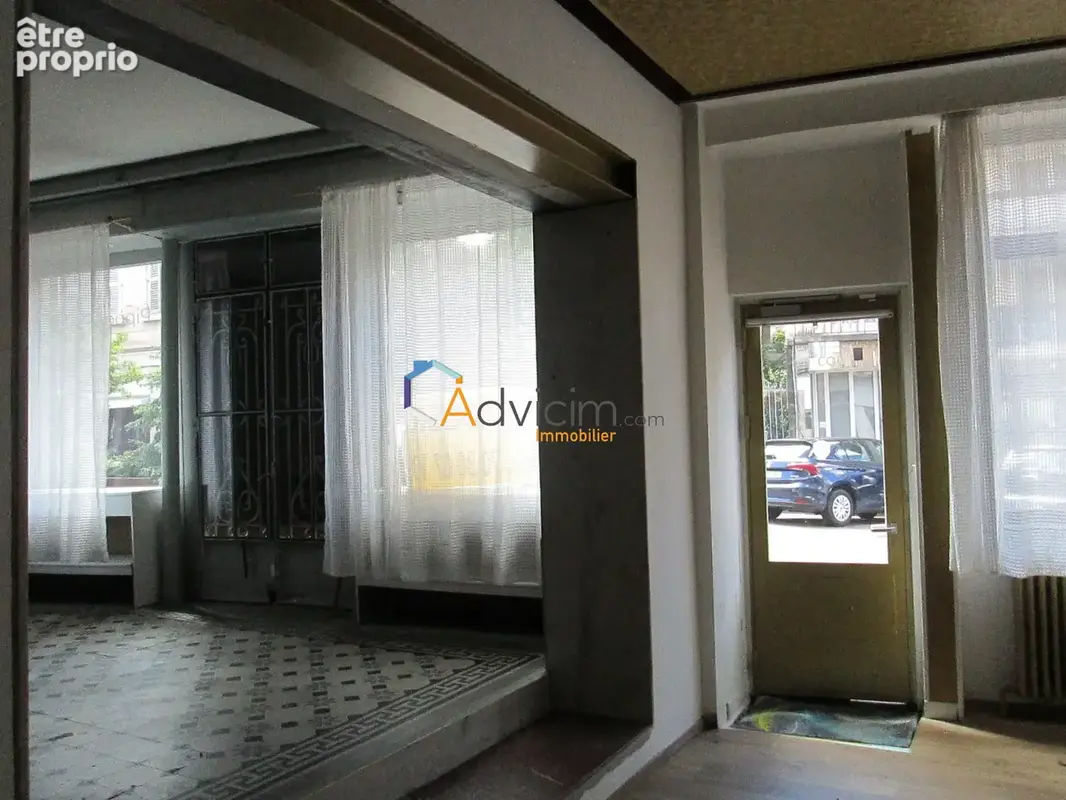 Commerce 138 m² à vendre à Luxeuil-Les-Bains (70300) - photo 4