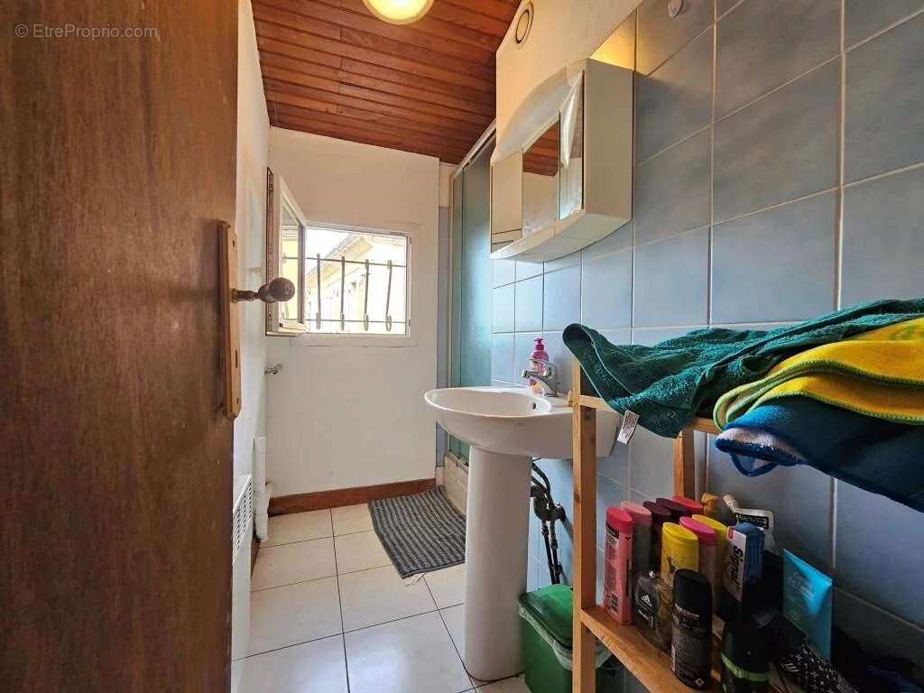 Maison à PRIGNAC-ET-MARCAMPS