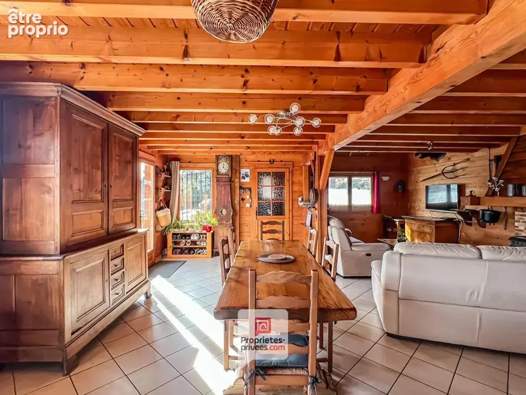 Plateau des Petites Roches (38660) - Chalet en madriers 4 chambres+ studio + carport + jardin - photo 7