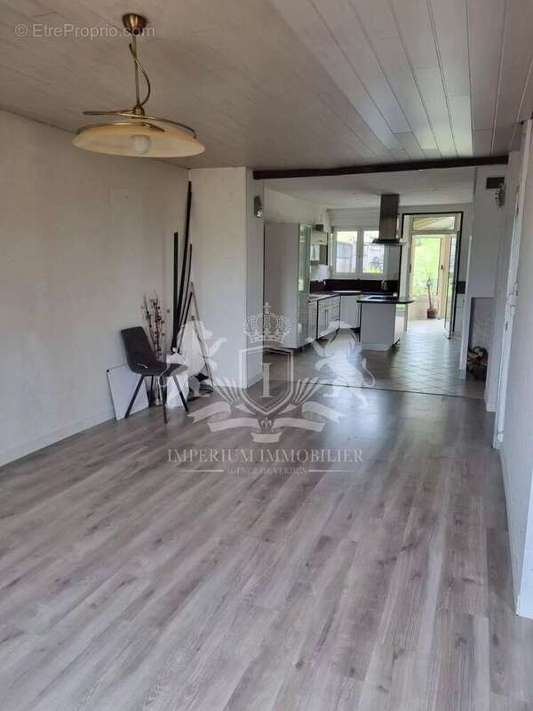 Maison à LINY-DEVANT-DUN