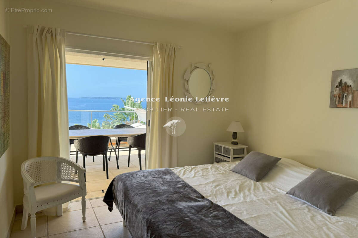 Maison à LES ISSAMBRES