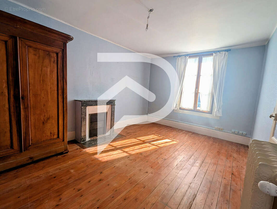 Maison à AMBLAINVILLE