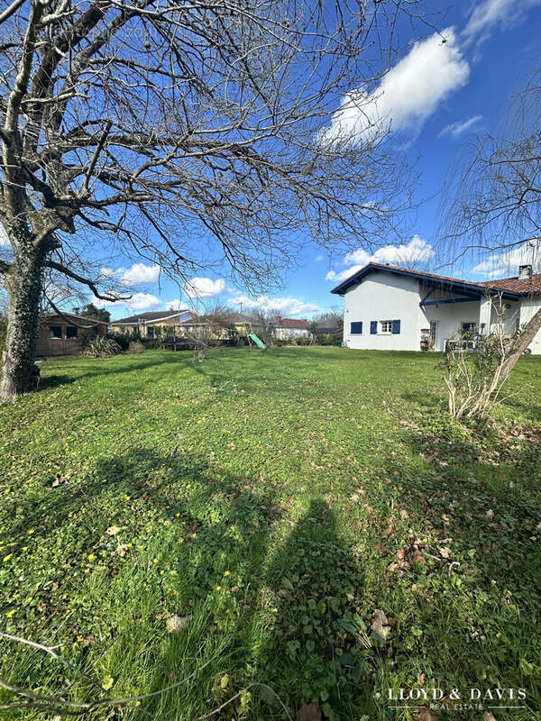 Maison 156 m² à Biaudos  - photo 2