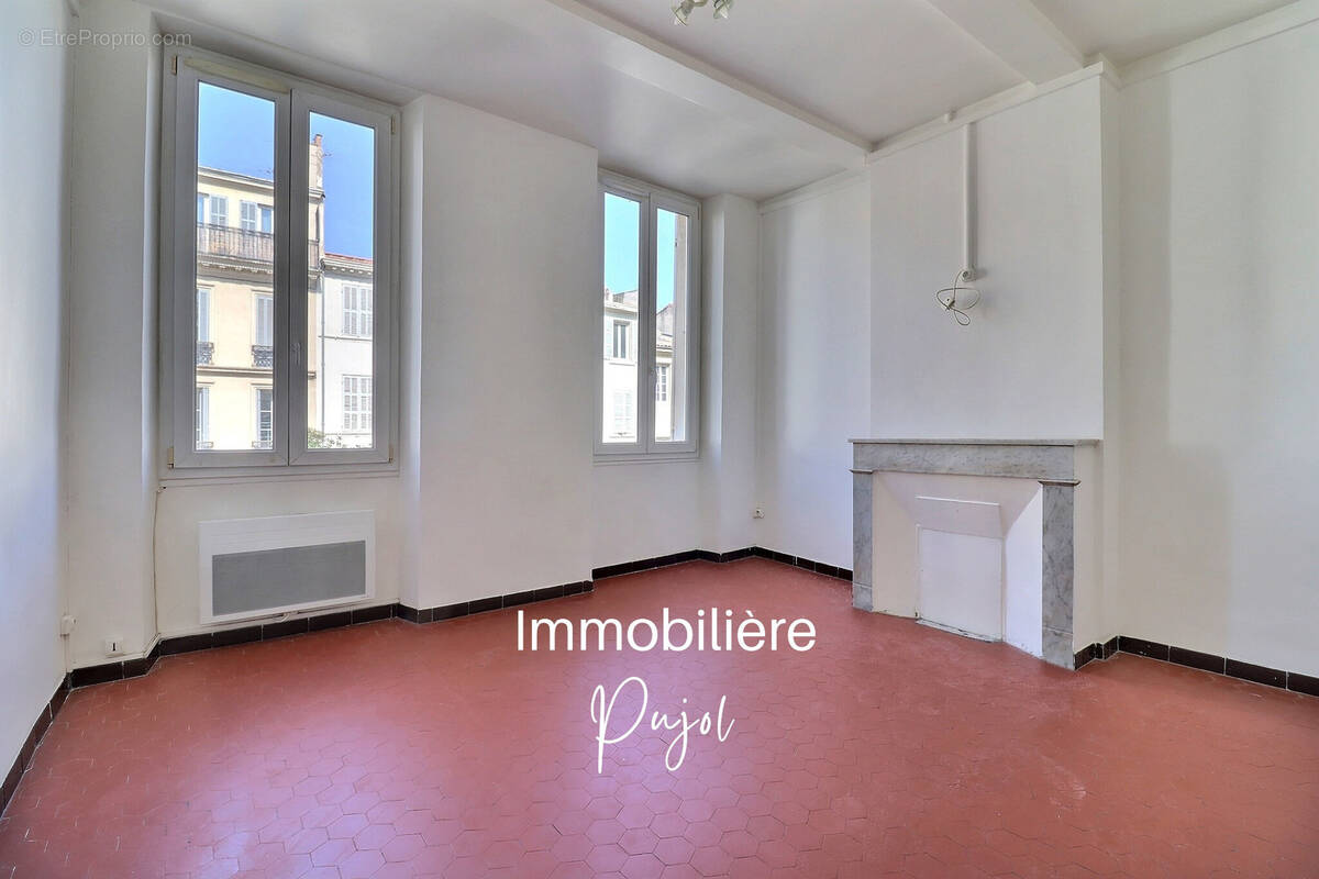 Appartement à MARSEILLE-6E