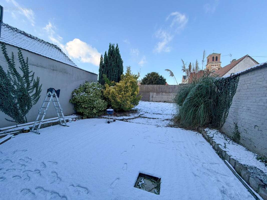 Maison à LYS-LEZ-LANNOY