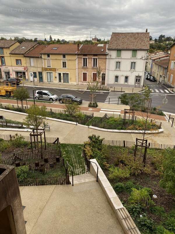 Appartement à BOURG-DE-PEAGE