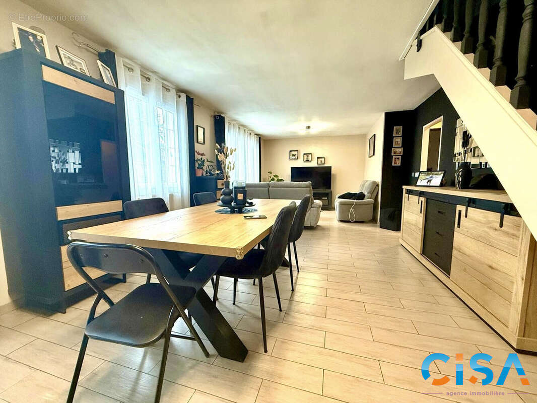 Maison 130 m² à Chambly  - photo 4