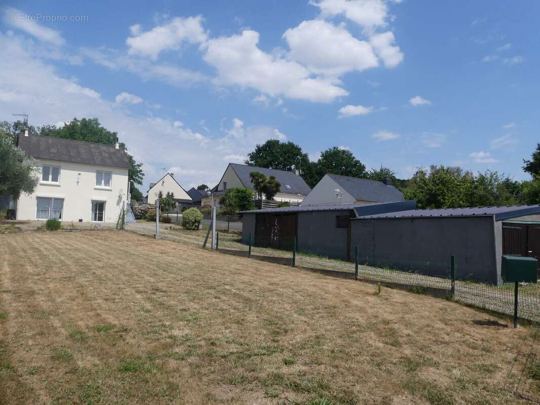 Maison 80 m² à Saint-Nicolas-De-Redon  - photo 2