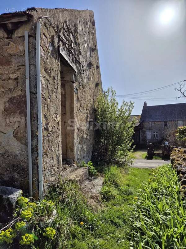 Maison à SAINT-ANDRE-EN-MORVAN
