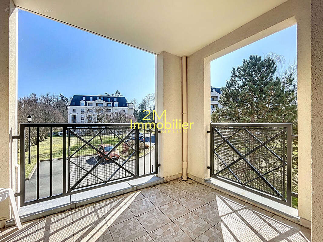 Appartement à DAMMARIE-LES-LYS