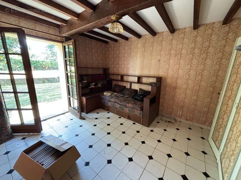 Maison traditionnelle 6 pièces à Tilh - photo 11