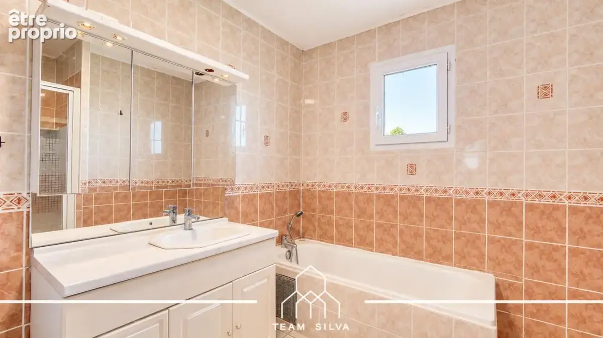 Maison 5 pièces 105 m² à vendre à Vonnas (01540) - photo 17