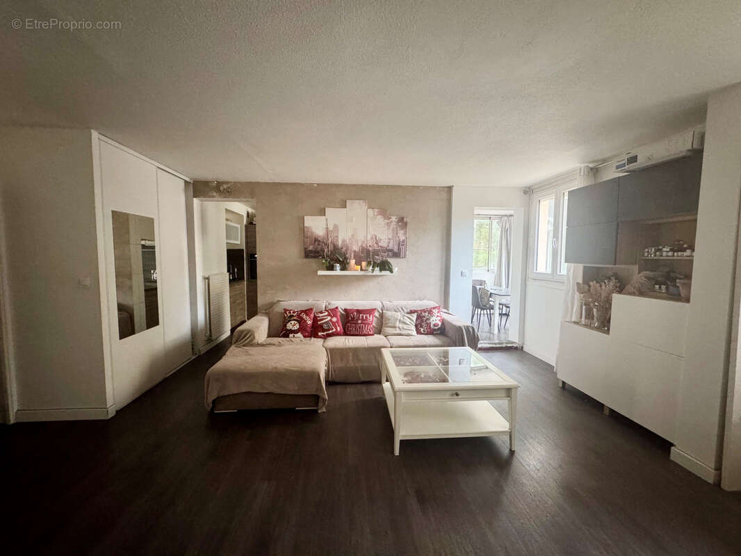 Appartement à MARSEILLE-14E