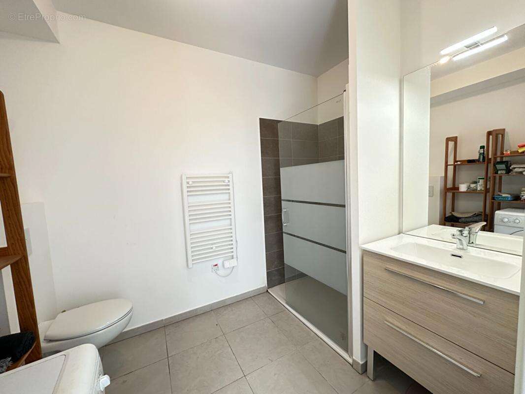 Appartement à SALON-DE-PROVENCE