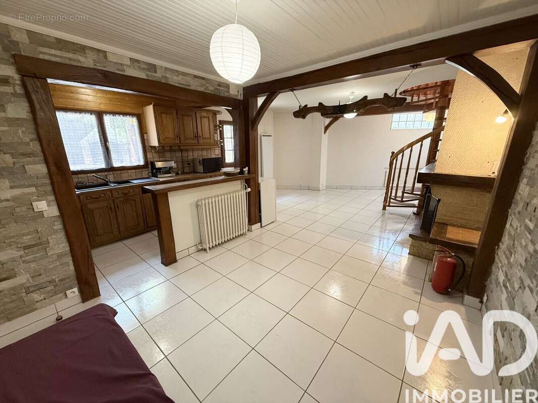 Photo 2 - Maison à MORSANG-SUR-ORGE
