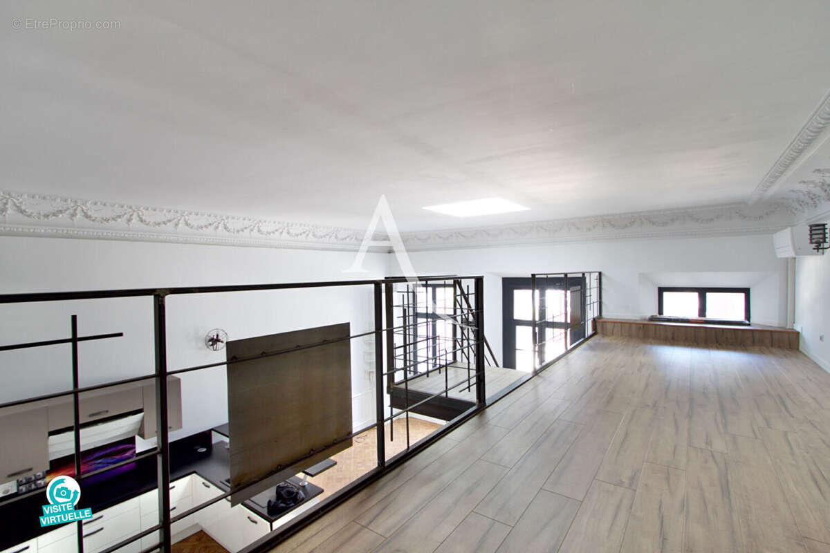 Appartement à LATTES