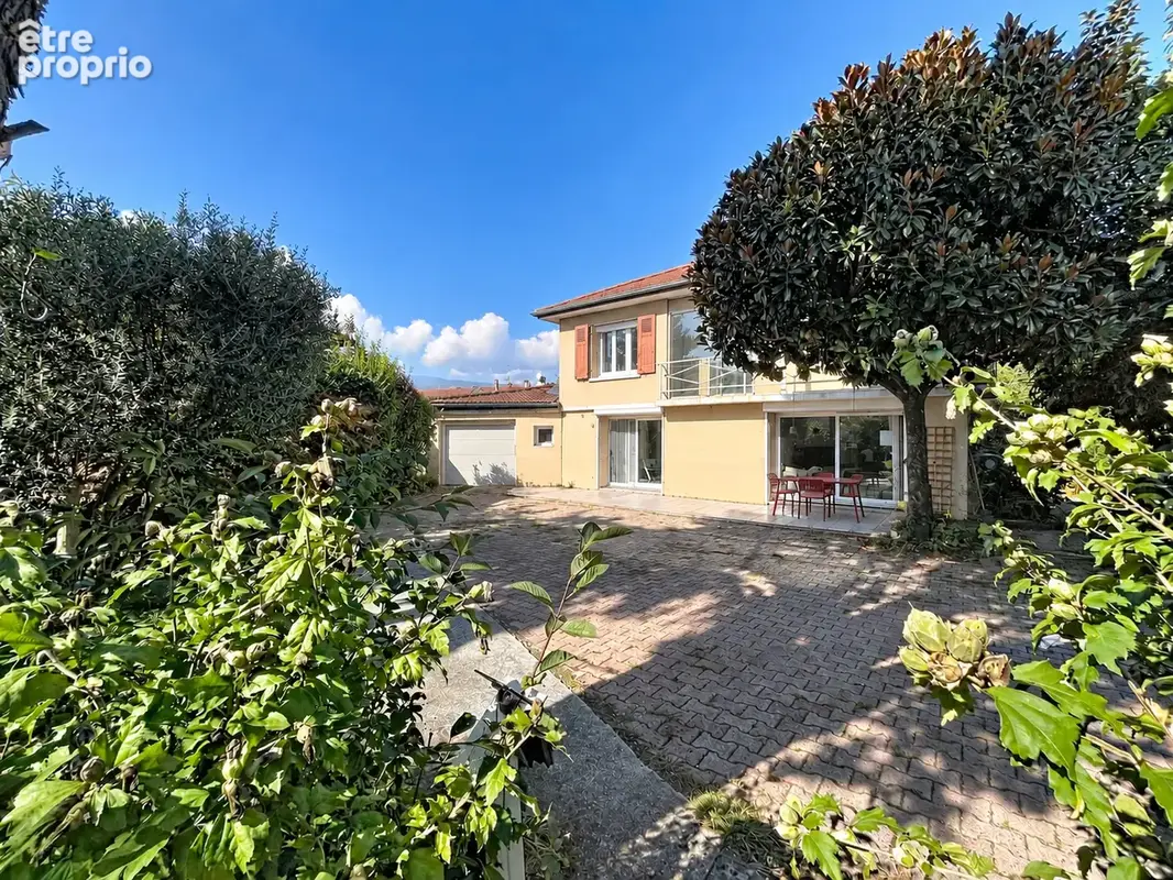 Maison à EYBENS