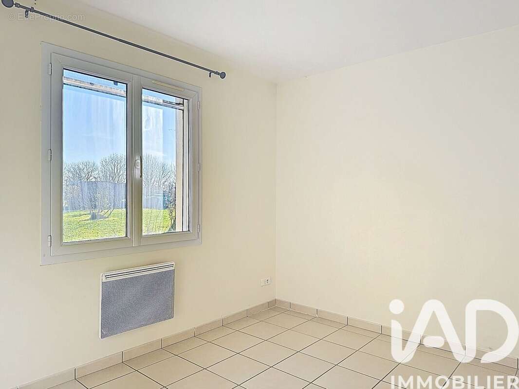 Maison 91 m² à Marsais-Sainte-Radegonde  - photo 7
