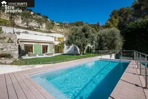 Maison à LA TURBIE