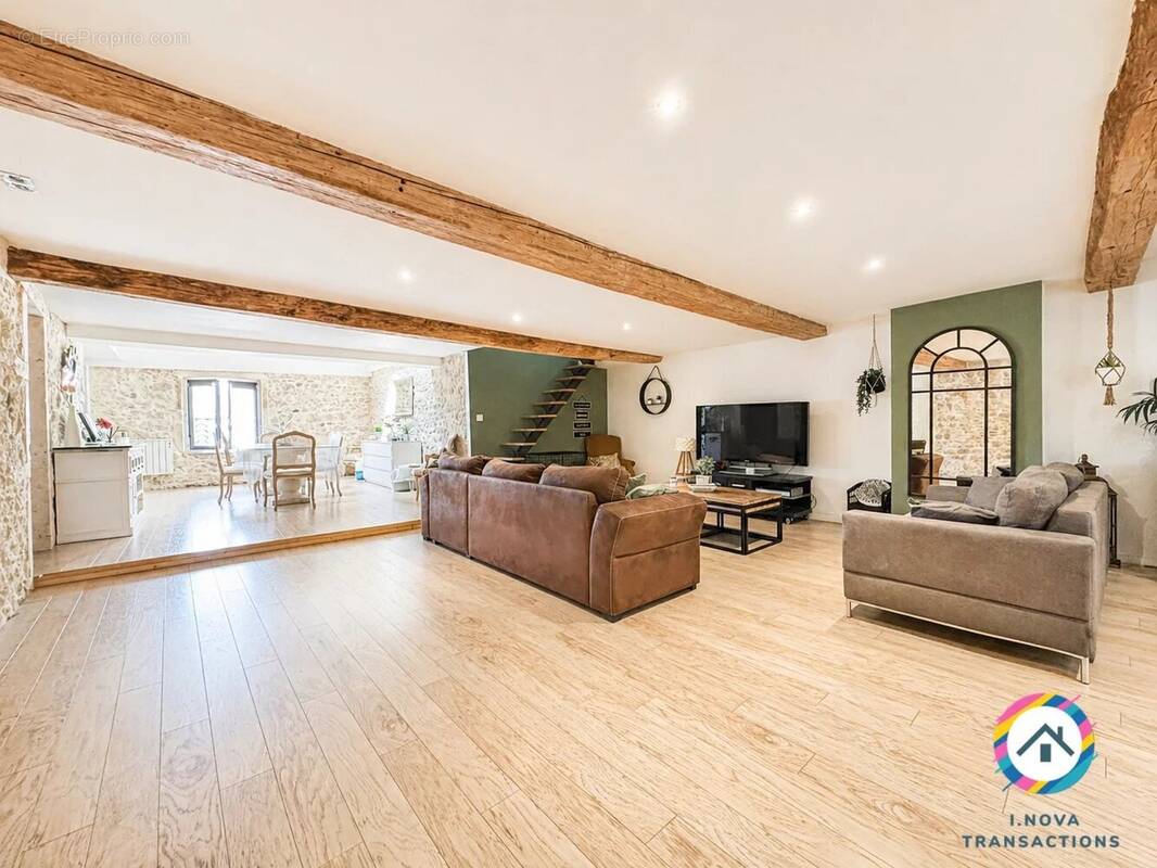 Appartement à VILLEFRANCHE-SUR-SAONE