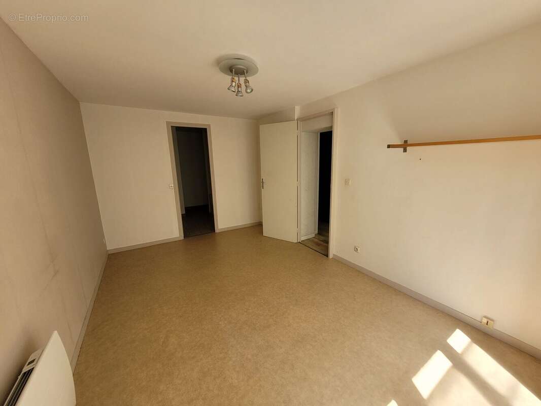 Appartement à MOUTIERS-AU-PERCHE