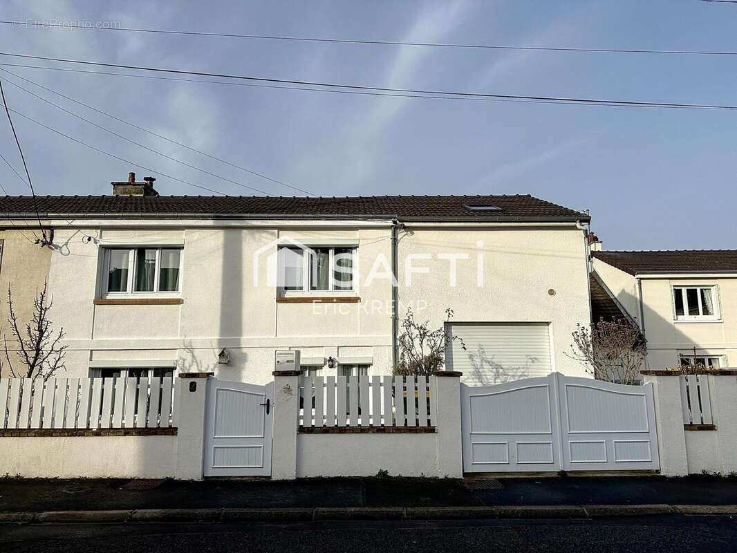 Photo 2 - Maison à VERNEUIL-EN-HALATTE