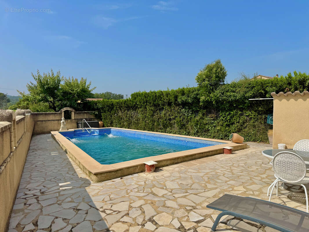 Appartement à SABLET