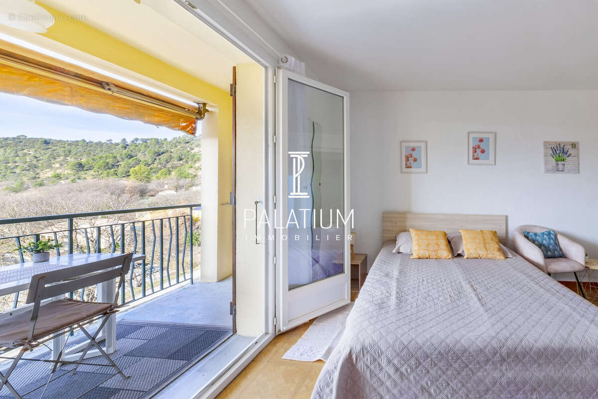 Appartement à GREOUX-LES-BAINS