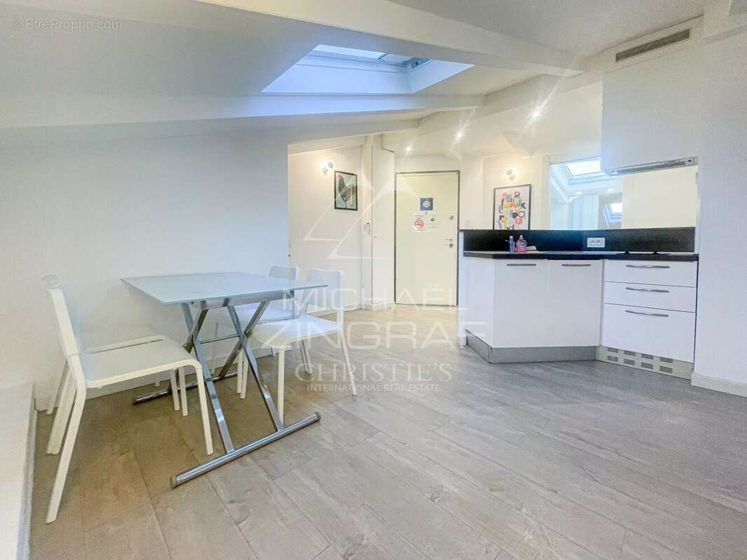 Appartement à CANNES