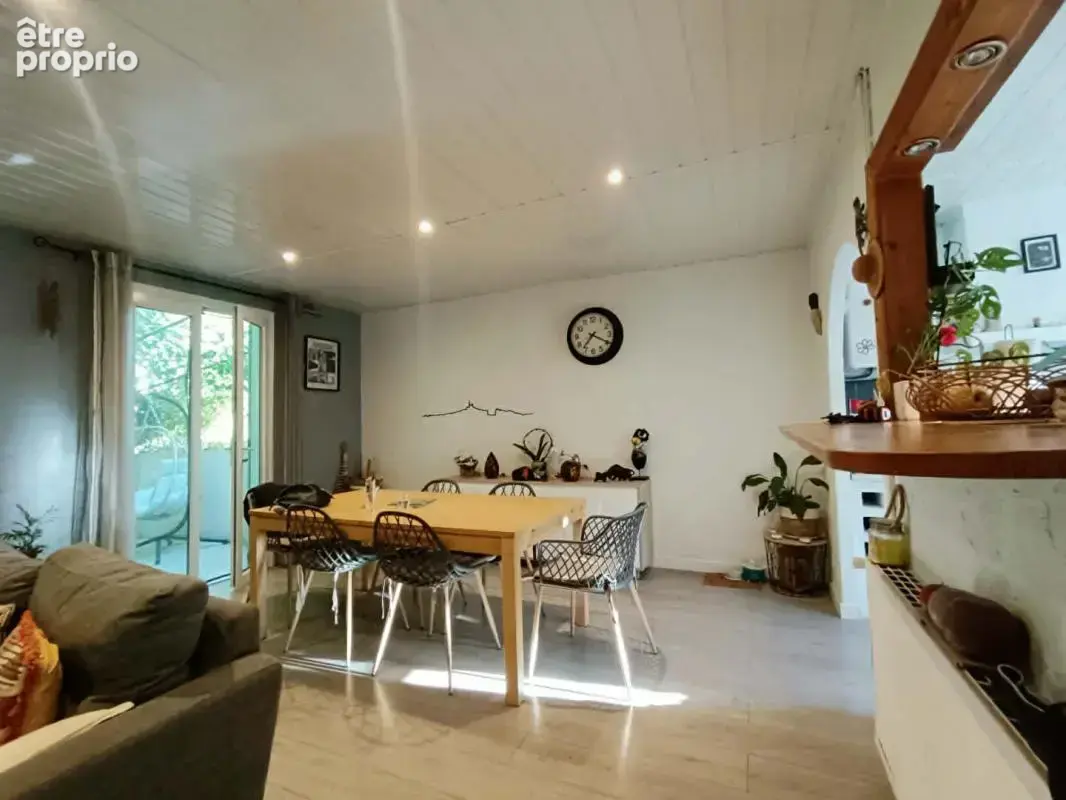 Maison Vitrolles 4 pièce(s) JARDIN et PISCINE - photo 11