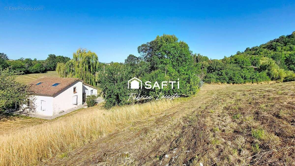 Maison 110 m² à Saint-Ybars  - photo 2