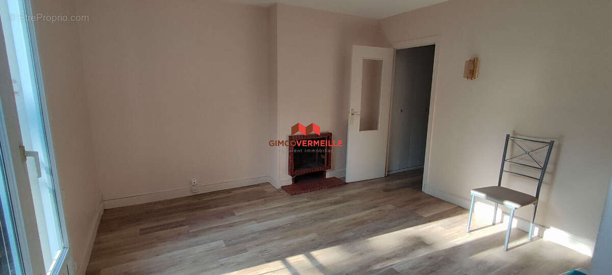 Appartement à LA CELLE-SAINT-CLOUD