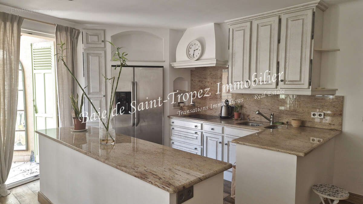 Appartement à SAINT-TROPEZ