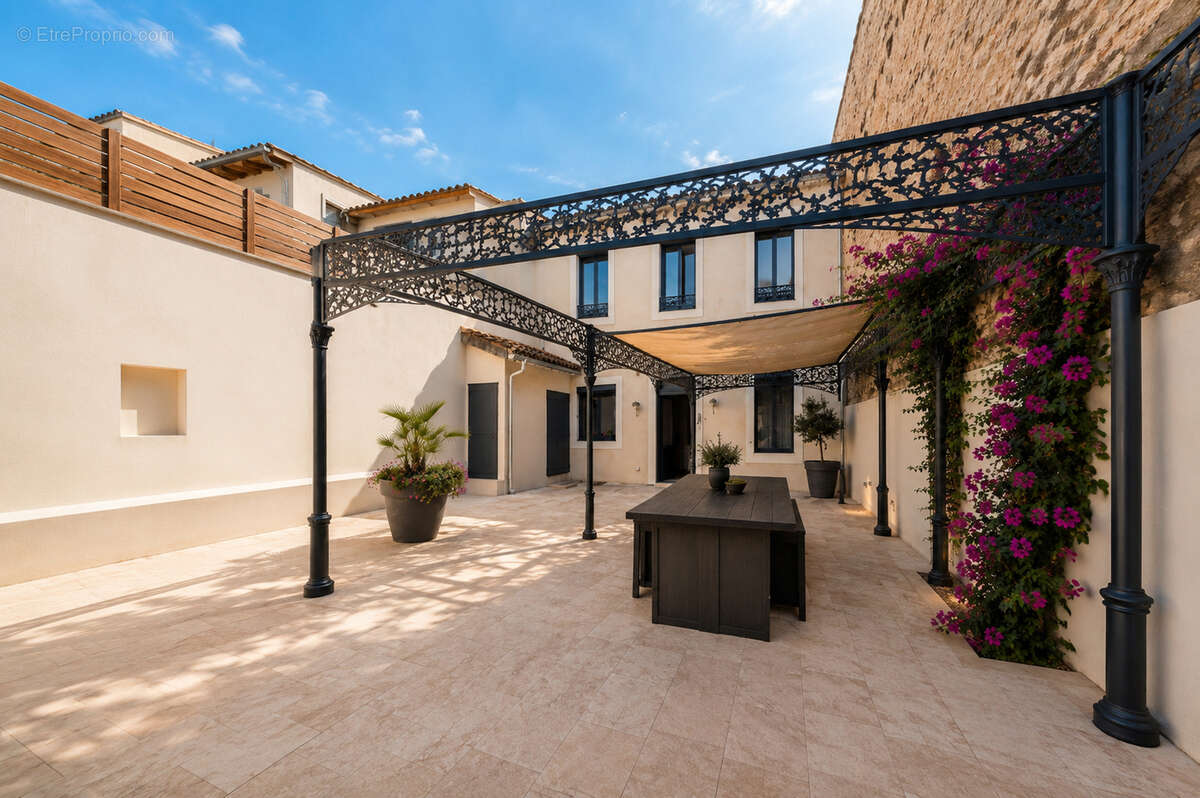 Maison de village T6 avec jardin & piscine - photo 4