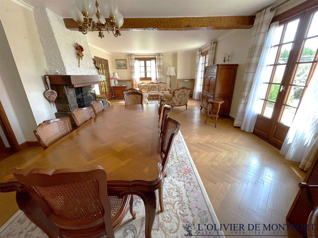 Maison à MONTFORT-L'AMAURY