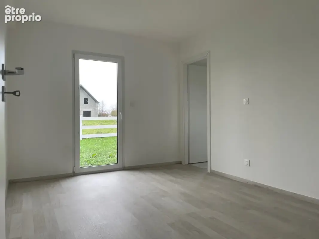 Maison 4 pièces 100 m² à vendre à Thiberville (27230) - photo 5
