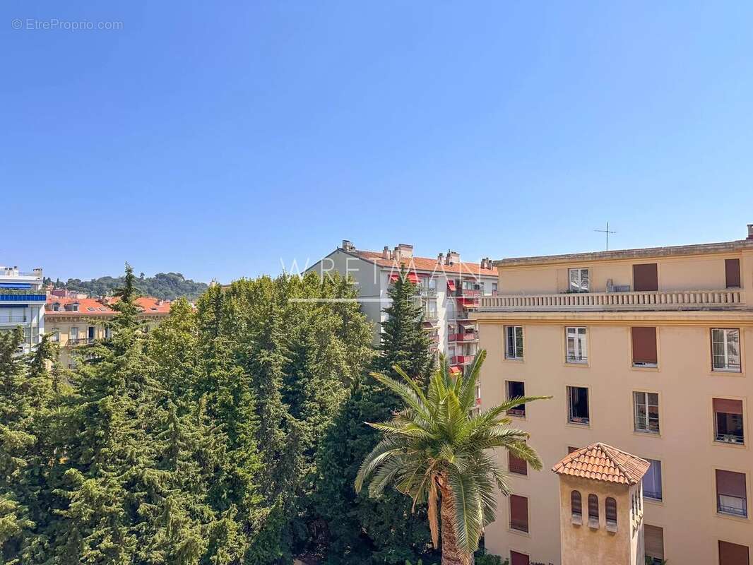 Spacieux appartement de 6 pièces au dernier étage – Nice Carabacel - photo 5