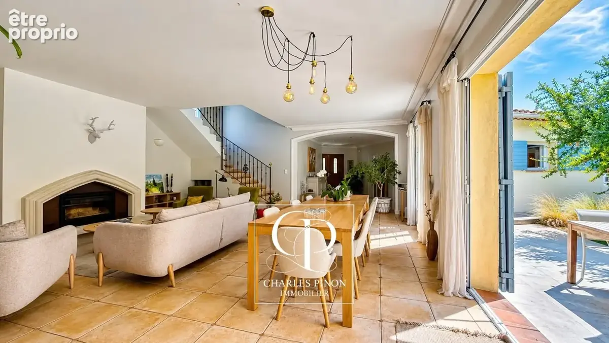 Maison à vendre 8 pièces ROGNES (13) - photo 11