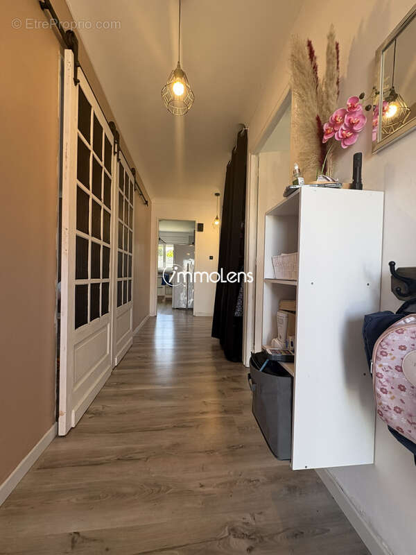 Maison individuelle Belle Étage avec sous-sol complet, 3 à 4 chambres et revenu passif   Béthune - photo 4