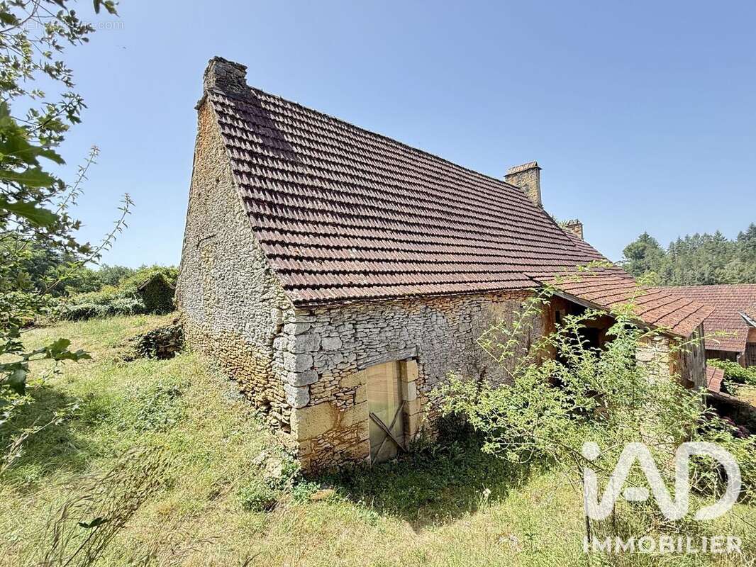 Maison 168 m² à Meyrals  - photo 2
