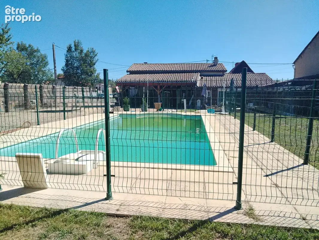 Maison Montpon Menesterol 7 pièce(s) 206 m2 - photo 2