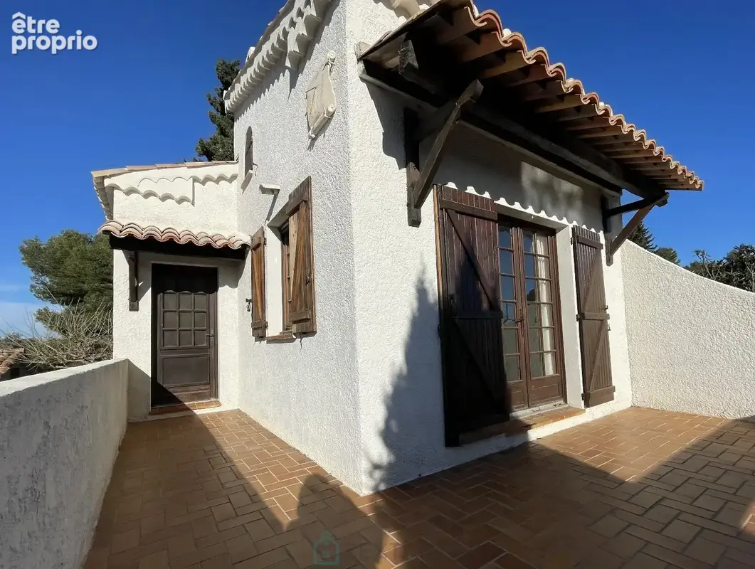 ISTRES Propriété de caractère  Maison principale + extension avec double habitation  230 m²  Terrain 1400 m² - photo 16